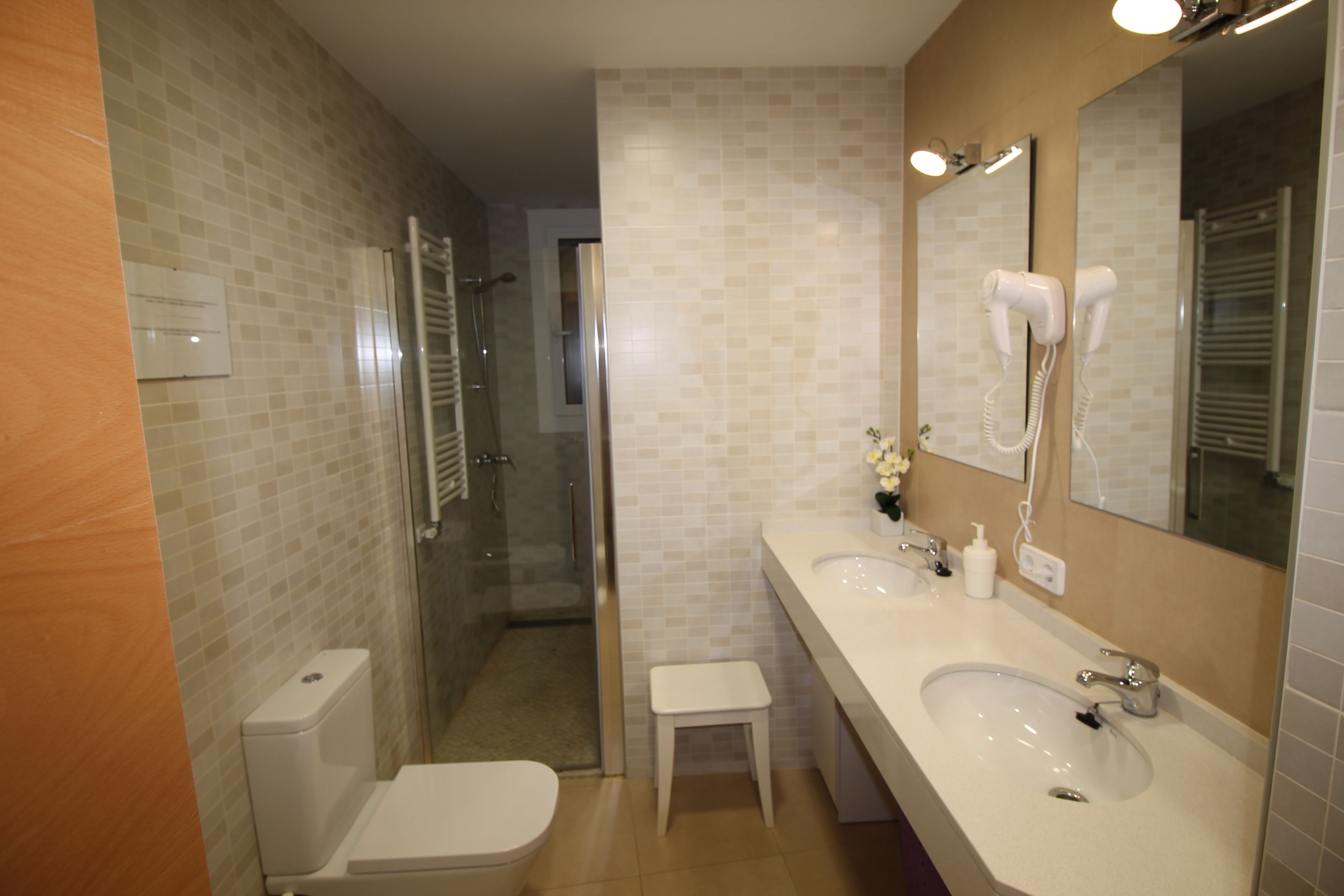 Foto - Hostal Orleans