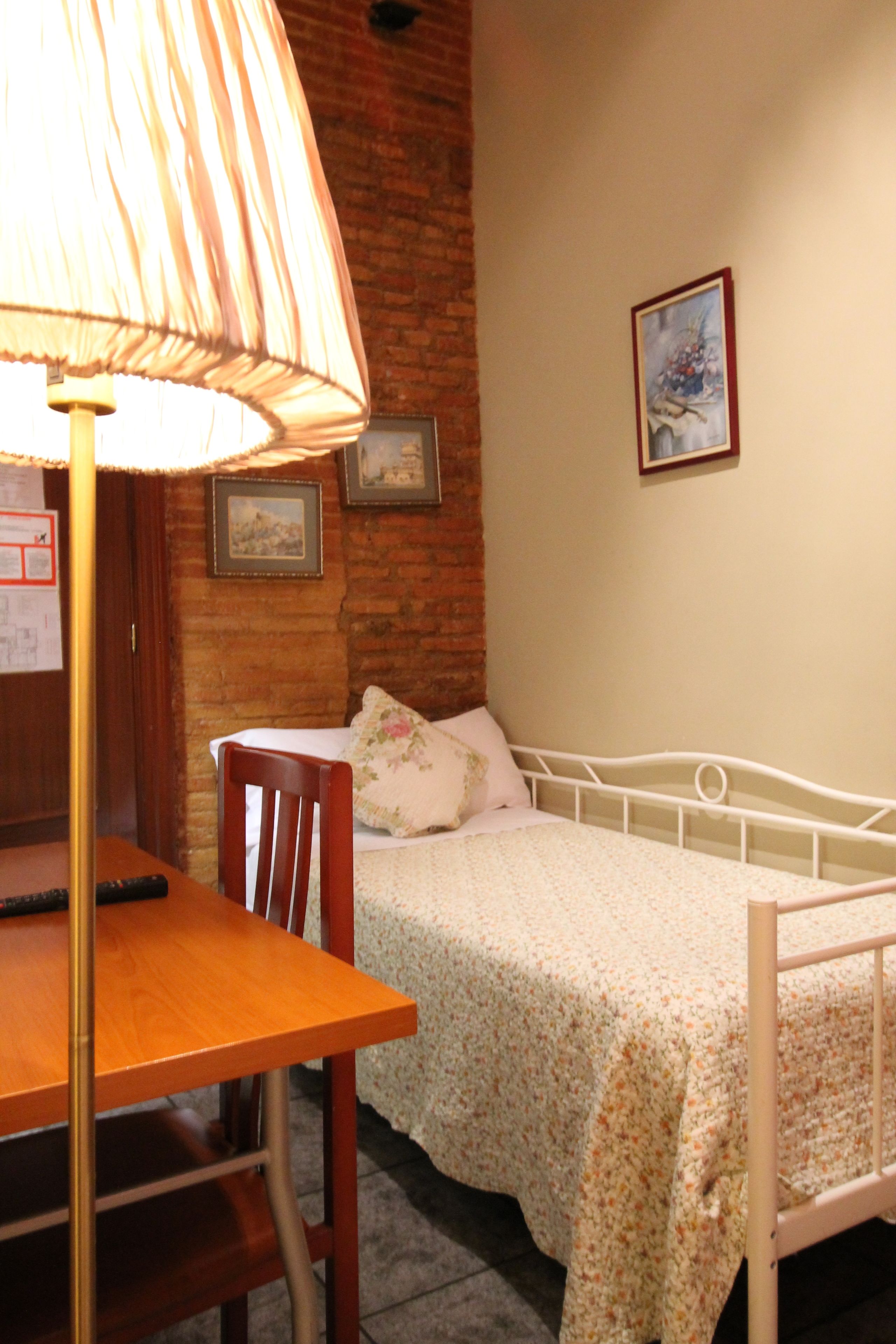 Foto - Hostal Orleans