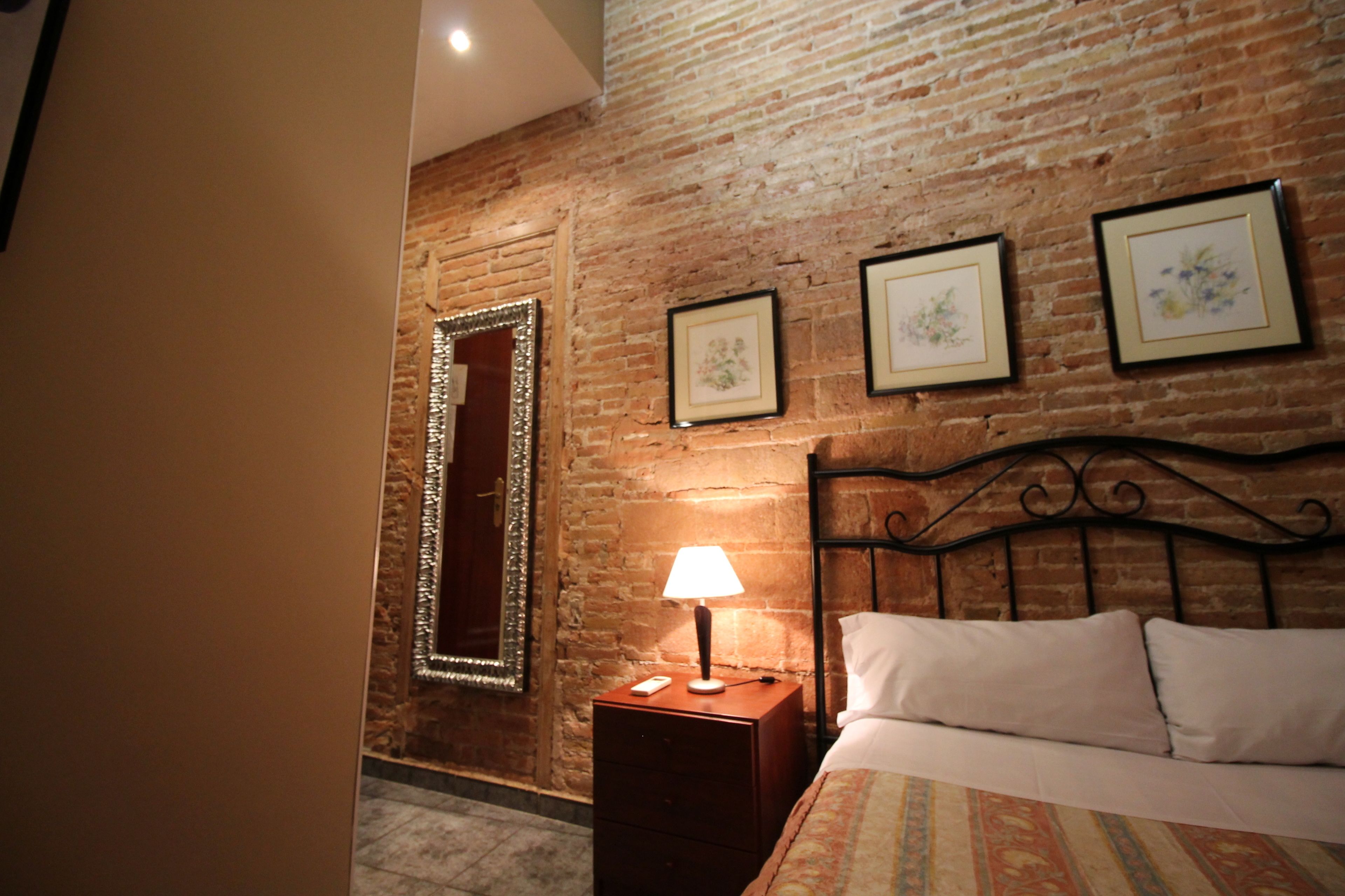 Foto - Hostal Orleans