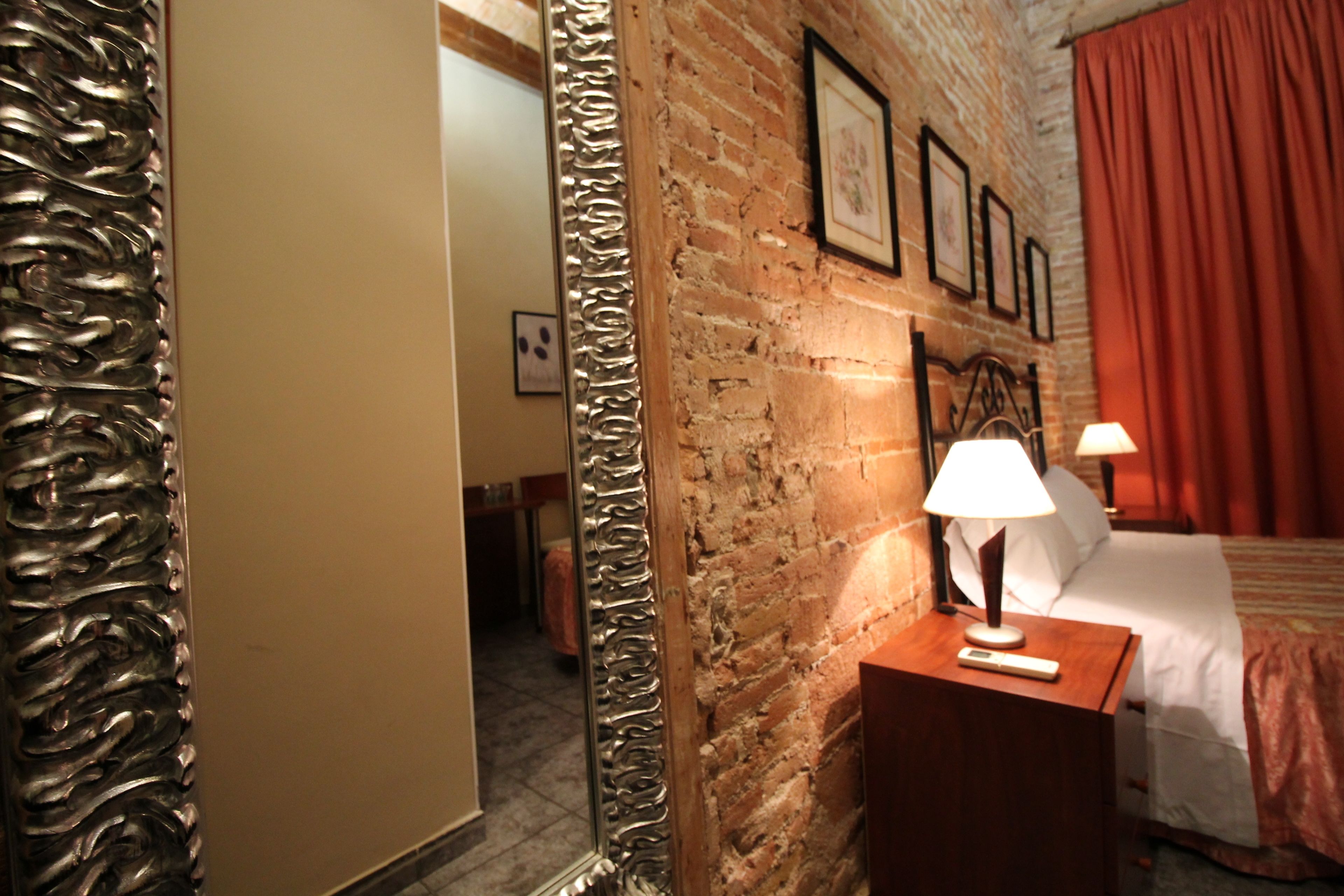 Foto - Hostal Orleans