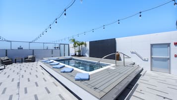 Alberca al aire libre