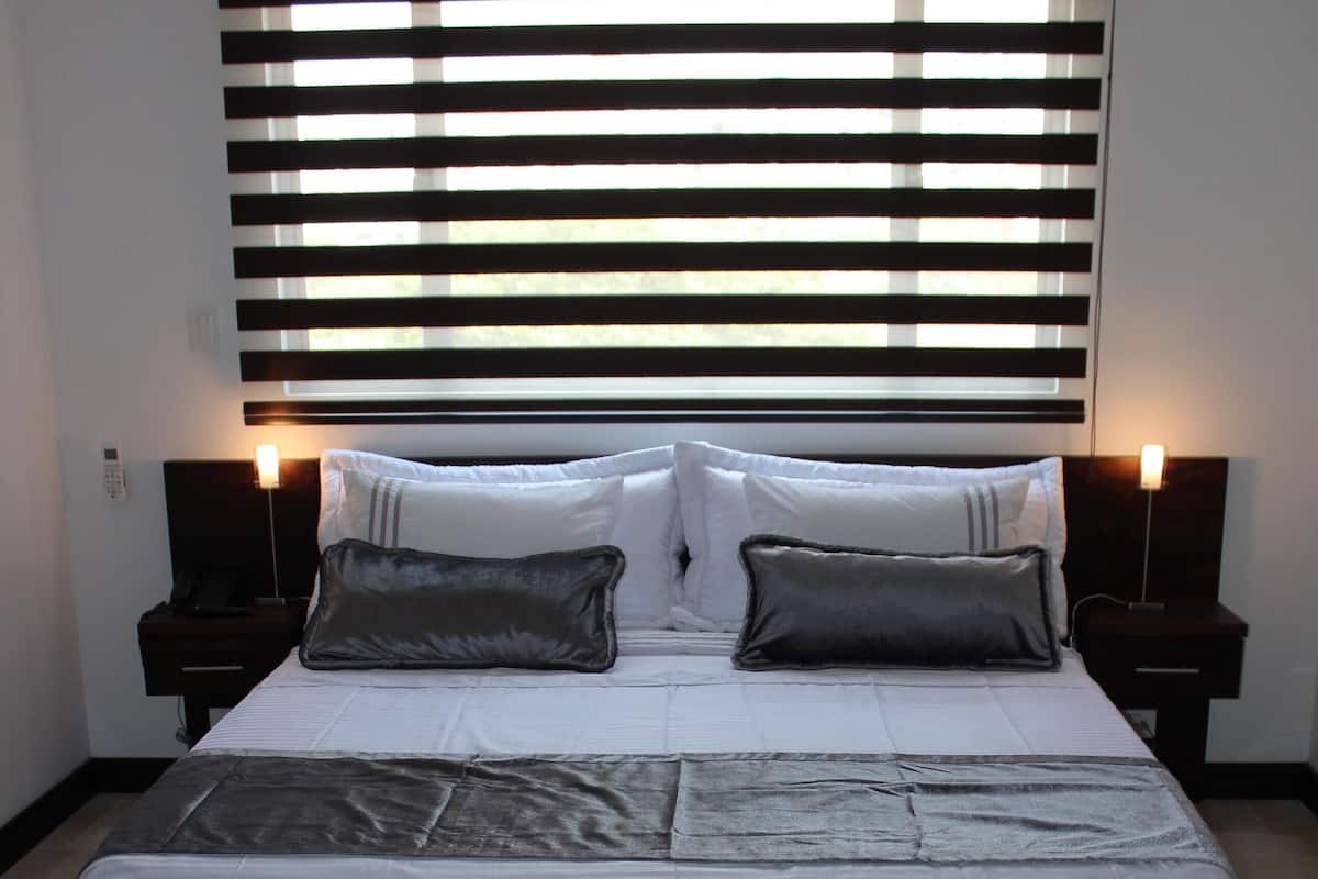 Minibar, in-room safe, blackout drapes, soundproofing