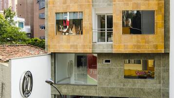 Bagian depan properti