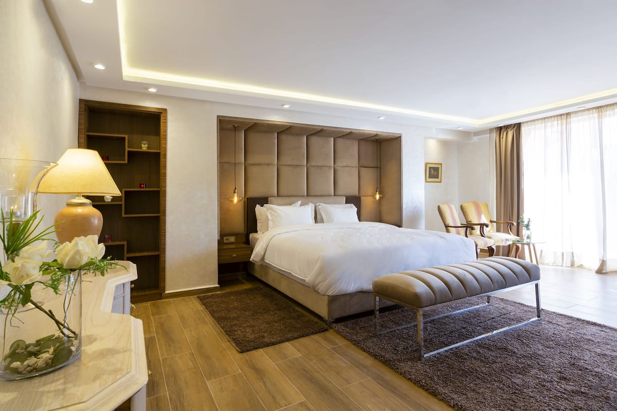Comfort Suite | 1 bedroom, premium bedding, memory foam beds, in-room safe