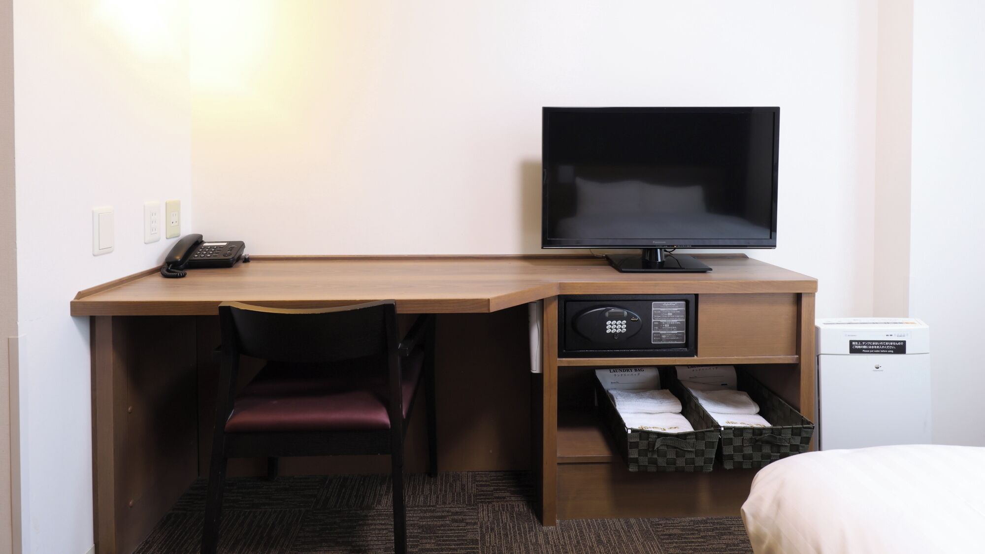 1 bedroom, premium bedding, down duvets, in-room safe