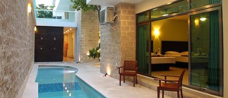 42-inch LED TV with cable channels, TV