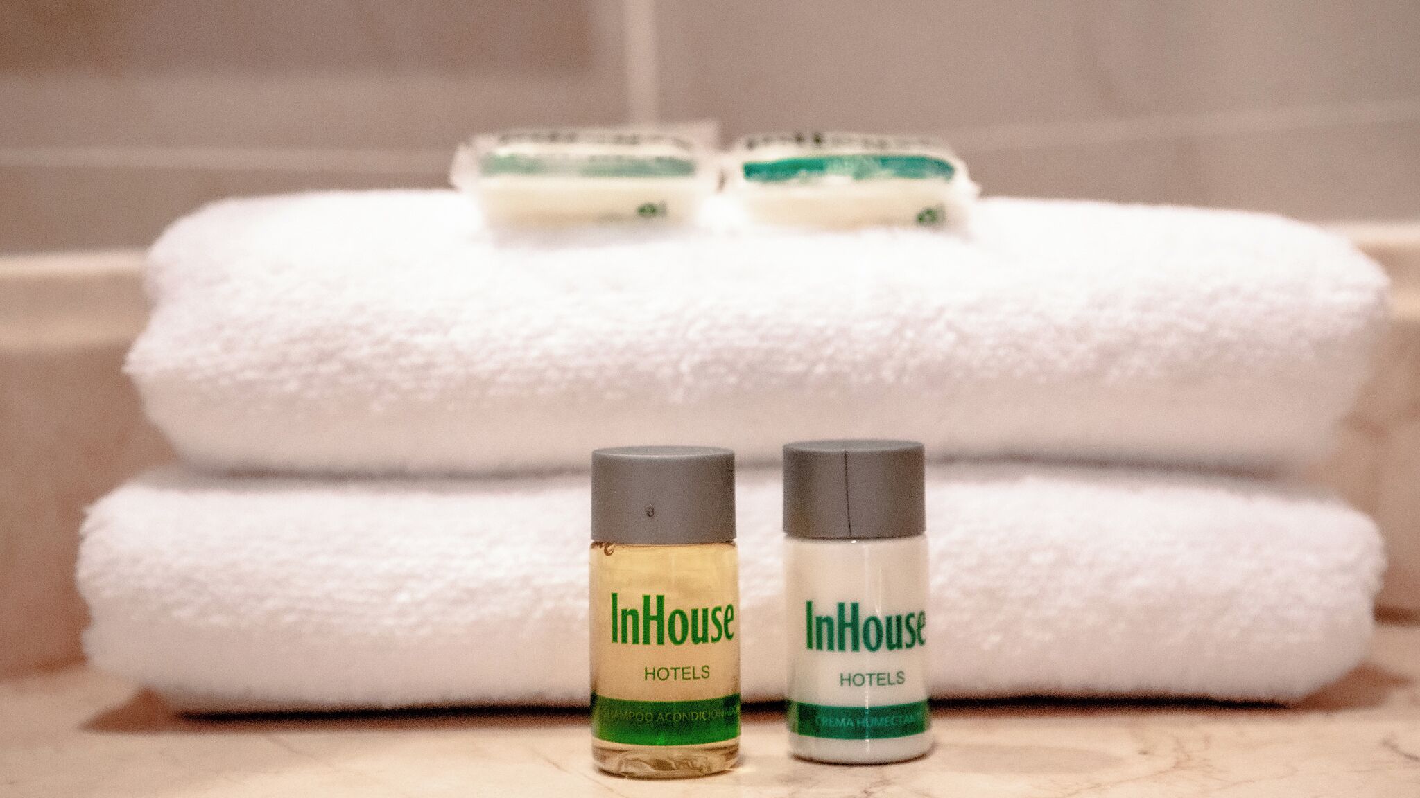 deluxe double room | bathroom | shower, free toiletries, hair dryer, towels