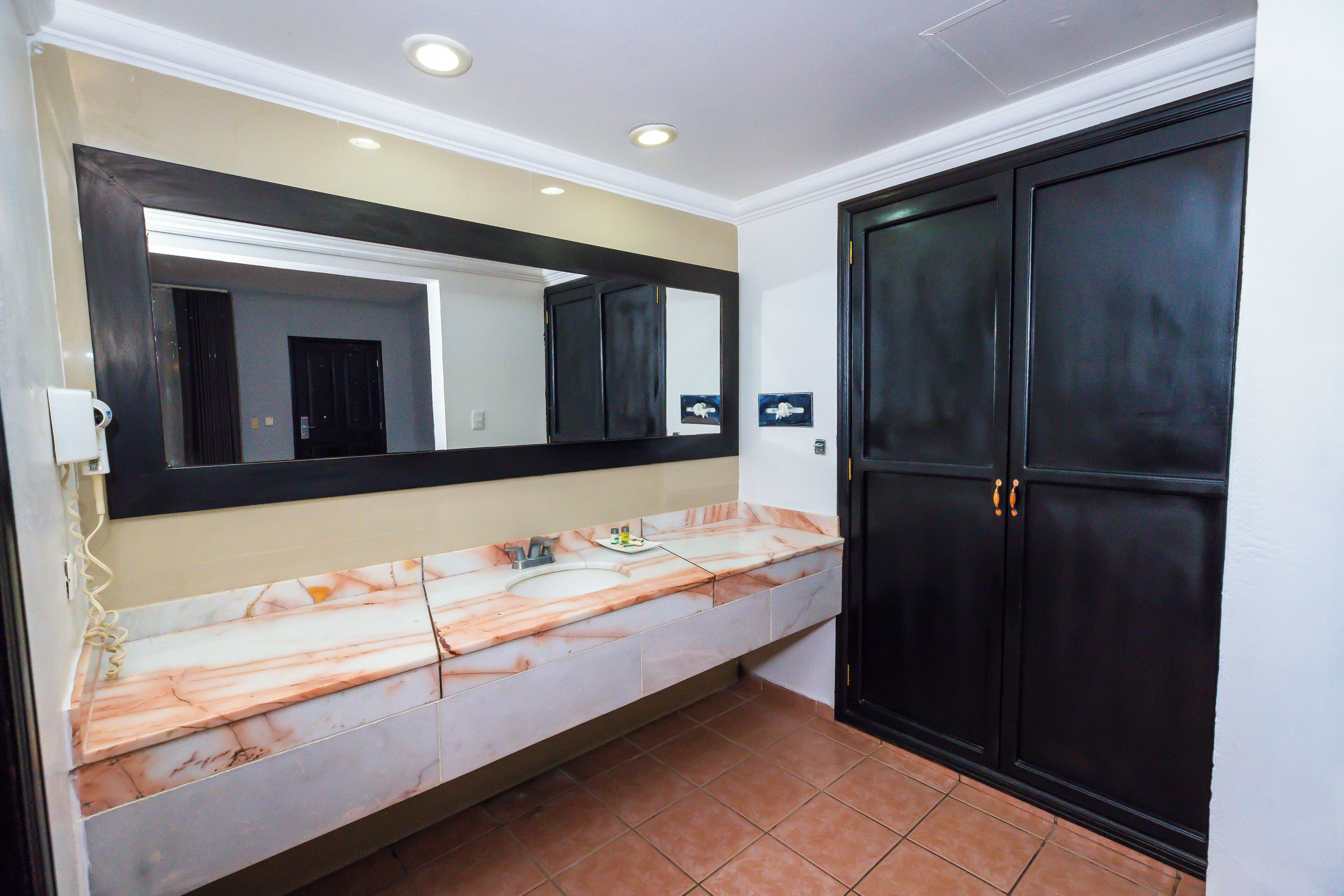 standard room, garden view | 1 bedroom, desk, laptop workspace, iron/ironing board