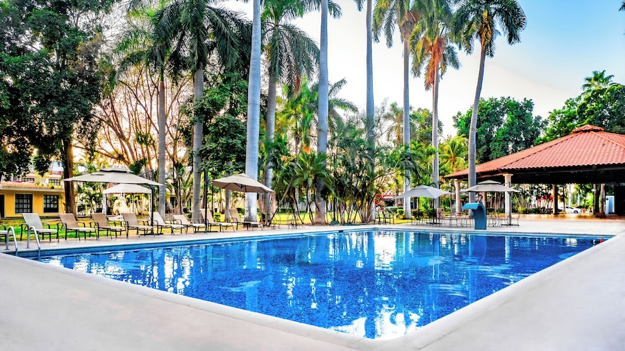 InHouse Select Hacienda Tres Rios