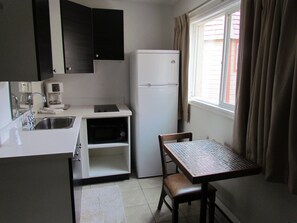 Deluxe Room | Private kitchenette