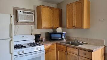 Fridge, microwave, coffee/tea maker