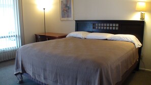 Free WiFi, bed sheets - Schuyler Inn (Schuyler)