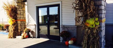 숙박 시설 입구