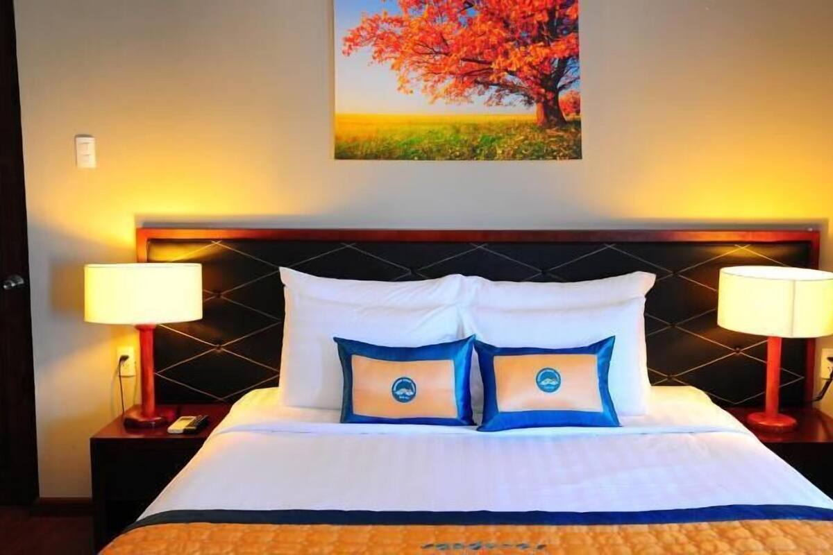 In-room safe, desk, blackout curtains, free WiFi