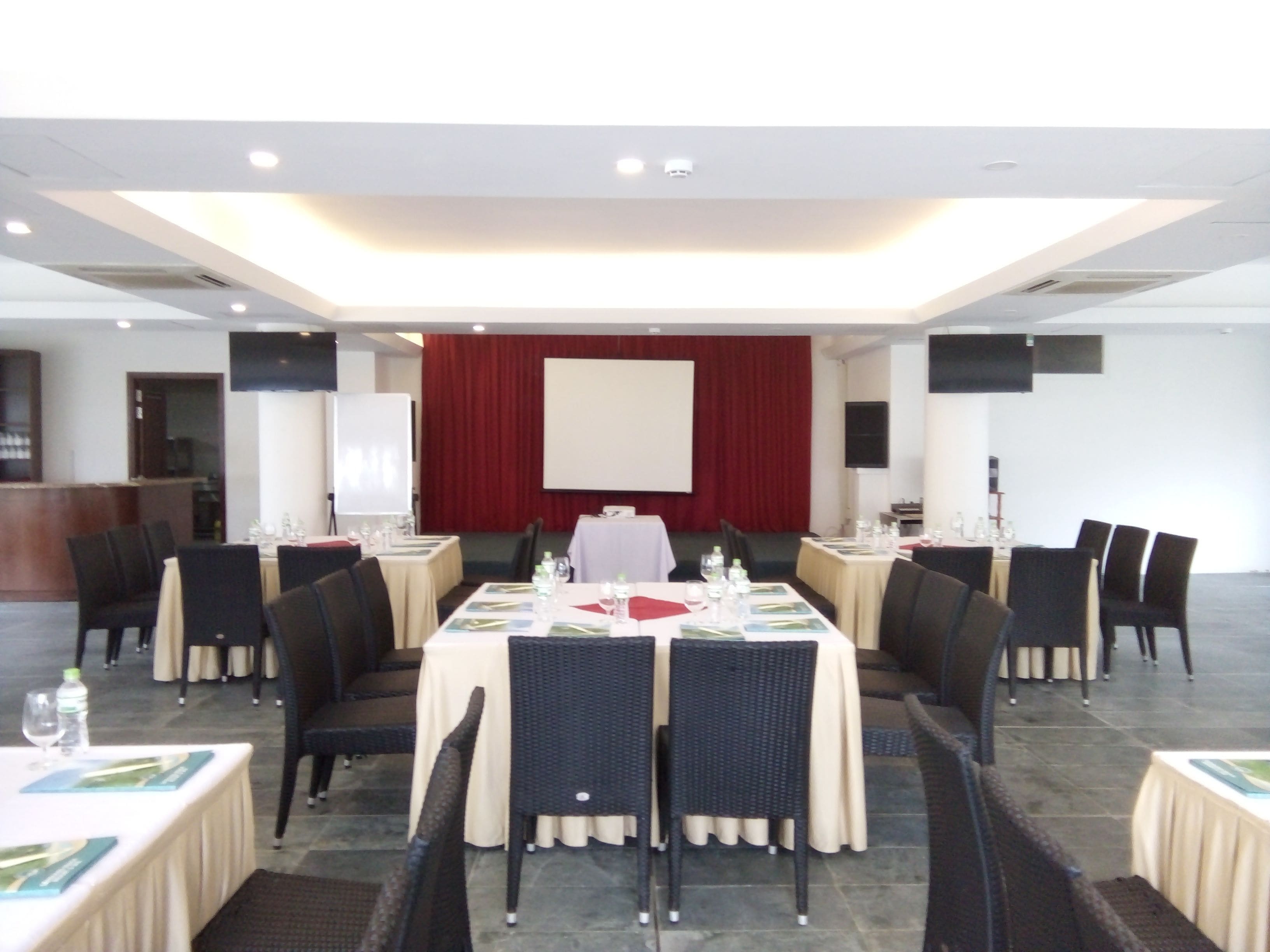 สถานที่จัดงานประชุม