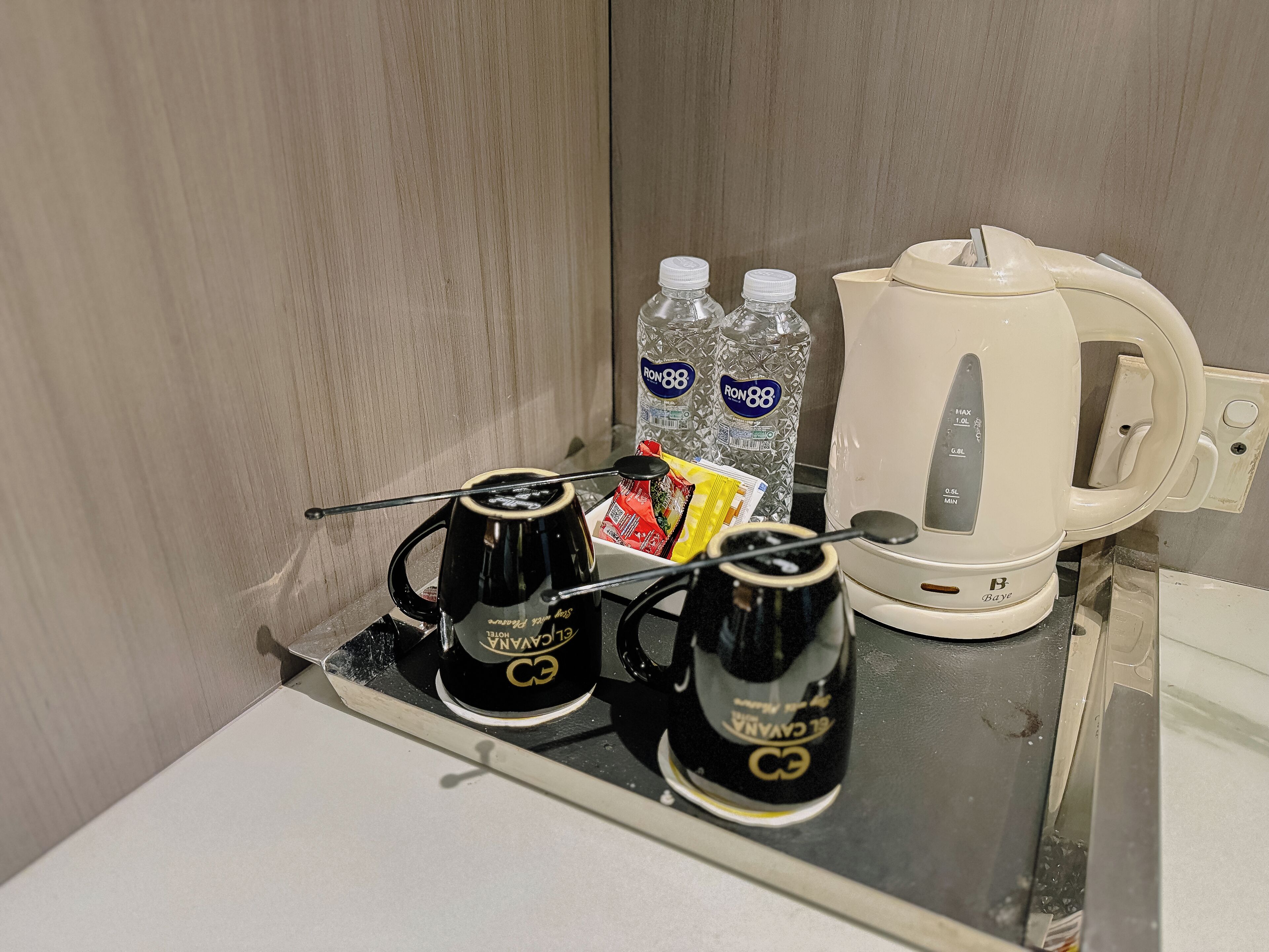 executive double room | in-room dining