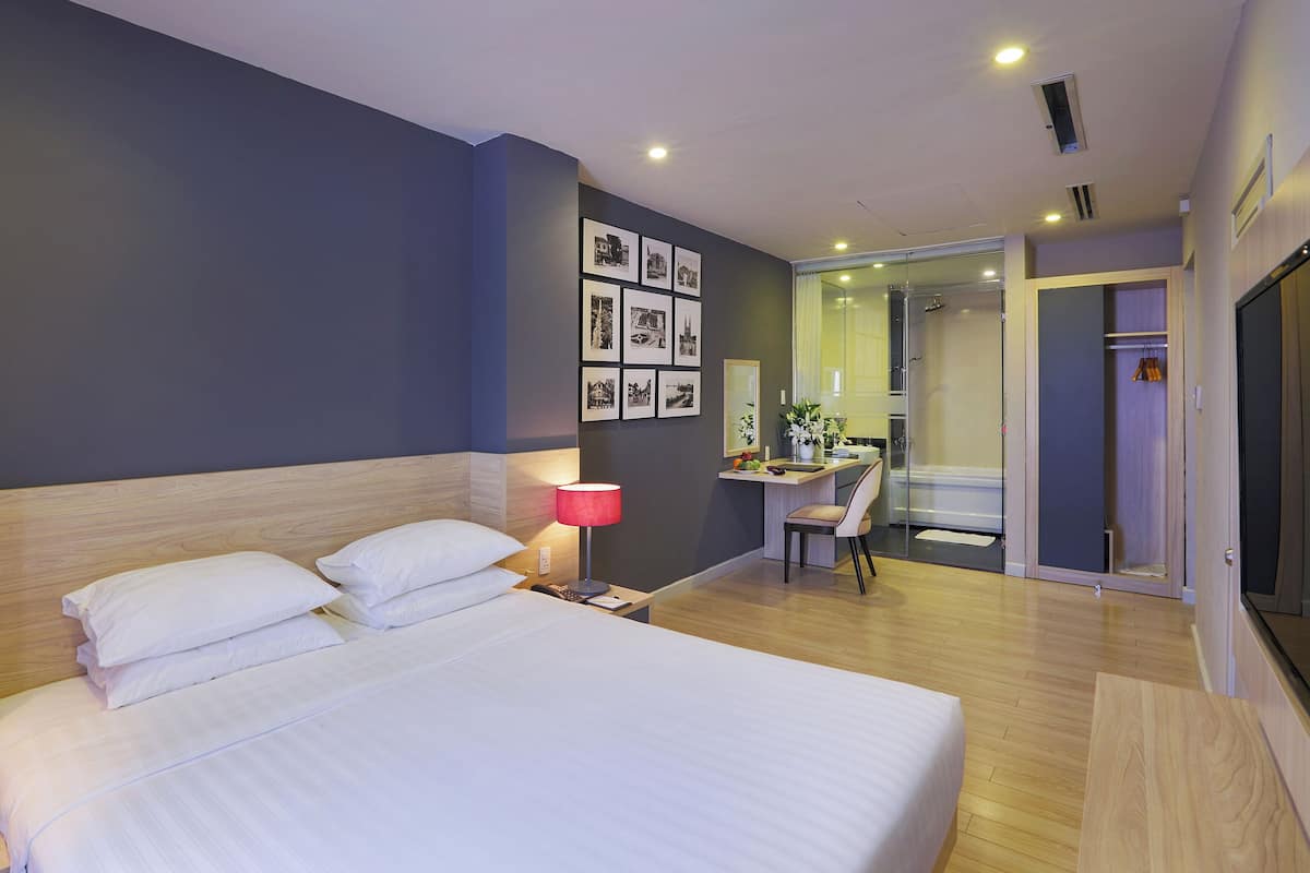 Premium Double Room - No special view | Minibar, in-room safe, WiFi (free)
