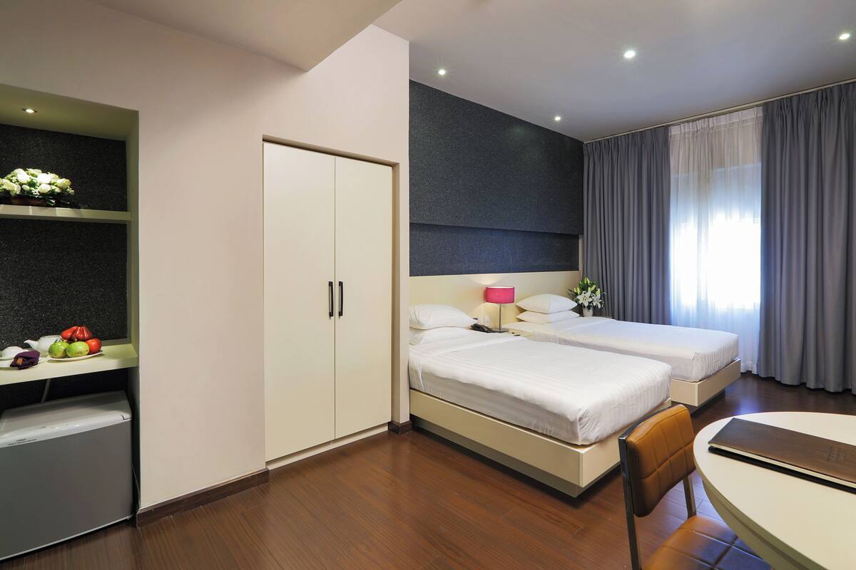 Premium Twin kamer (No special view) | Een minibar, een kluis op de kamer, gratis wifi
