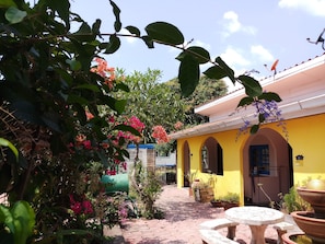 Fachada da propriedade