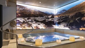 Bain à remous intérieur