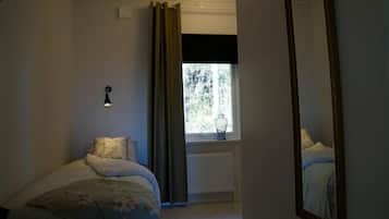 Single Room | Free WiFi
