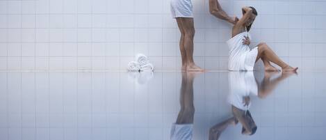 Sauna, hot tub, steam room, body treatments, hydrotherapy, facials