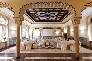 Banquet hall
