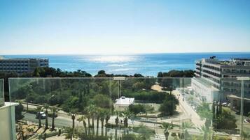 1 bedroom, soundproofing, free cribs/infant beds, free WiFi