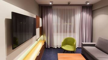Desk, laptop workspace, soundproofing, free WiFi
