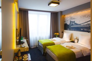 Desk, laptop workspace, soundproofing, free WiFi