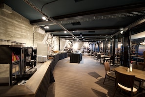 Daily buffet breakfast for a fee - Sono Hotel (Brno)