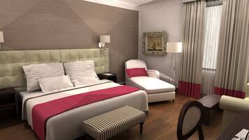 Habitación de hotel con una cama grande, una mesita de noche, una silla, un escritorio y una ventana con cortinas.