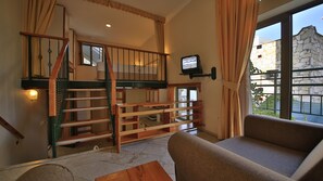 Apartamento galeria, para não fumantes (Duplex) | 1 quarto, roupas de cama premium, escrivaninha