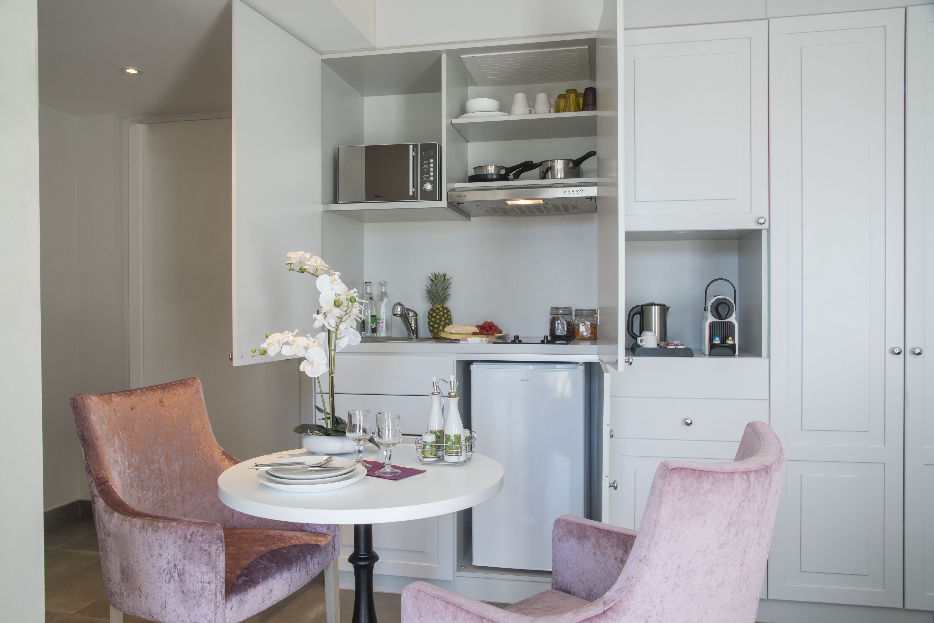 premium bedding, select comfort beds, in-room safe, desk