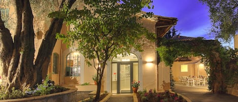 Front of property – evening/night