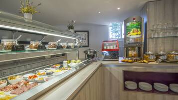 Daily buffet breakfast (EUR 20 per person)