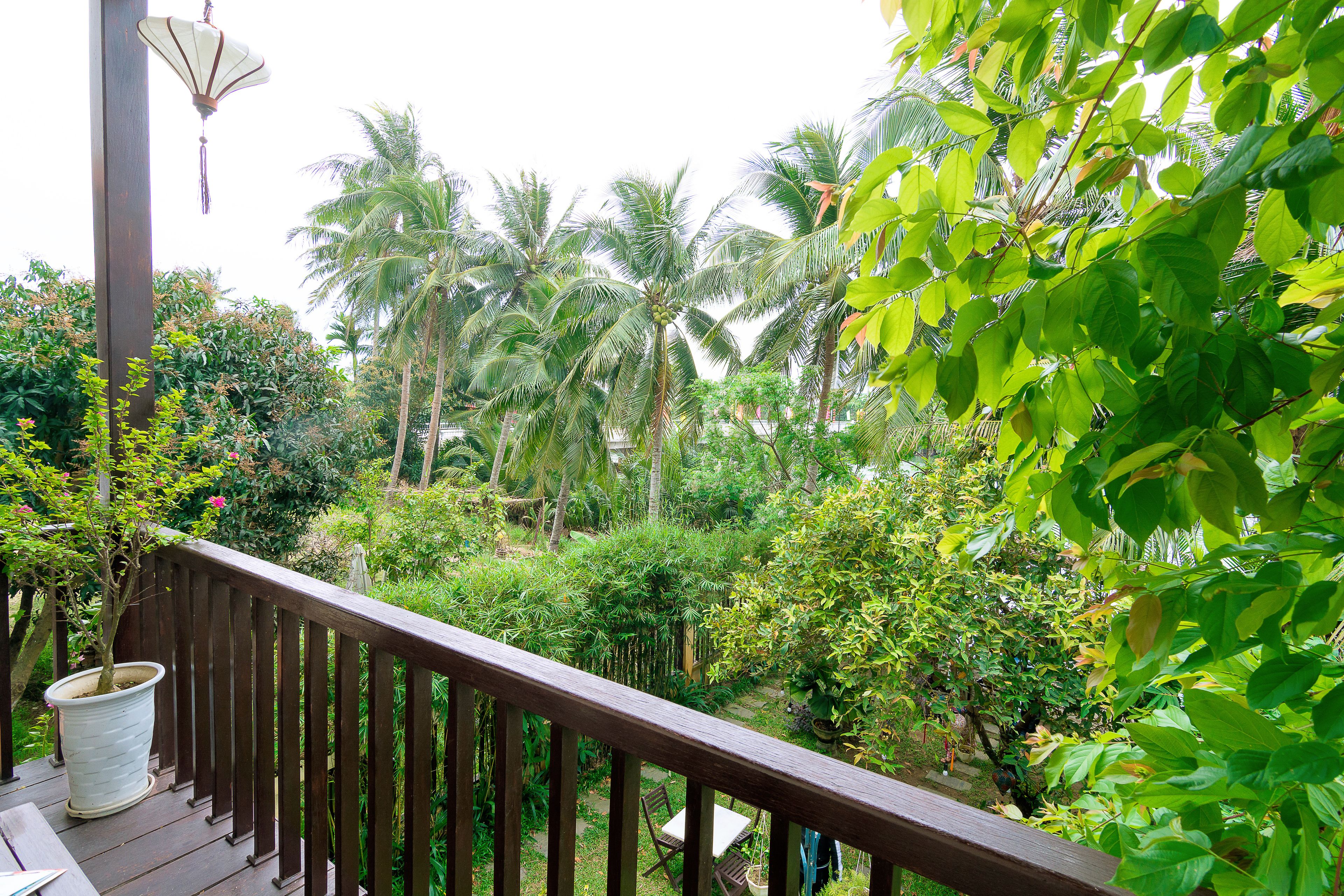 deluxe double or twin room, river view | balcony