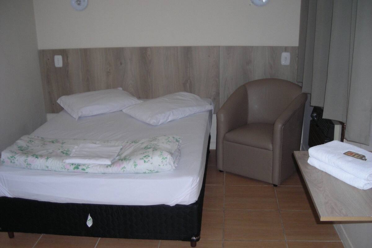 Desk, rollaway beds
