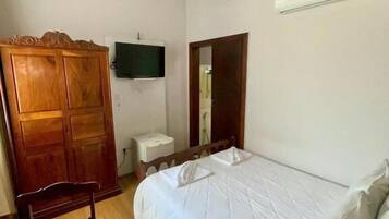 Minibar, desk, laptop workspace, blackout drapes