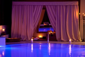 Sauna, hammam, 2 salles de soins, massages