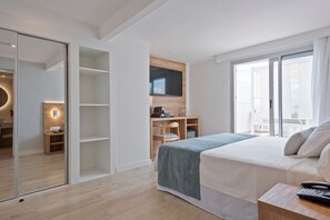 Minibar, caja de seguridad en la habitación, escritorio y wifi gratis 