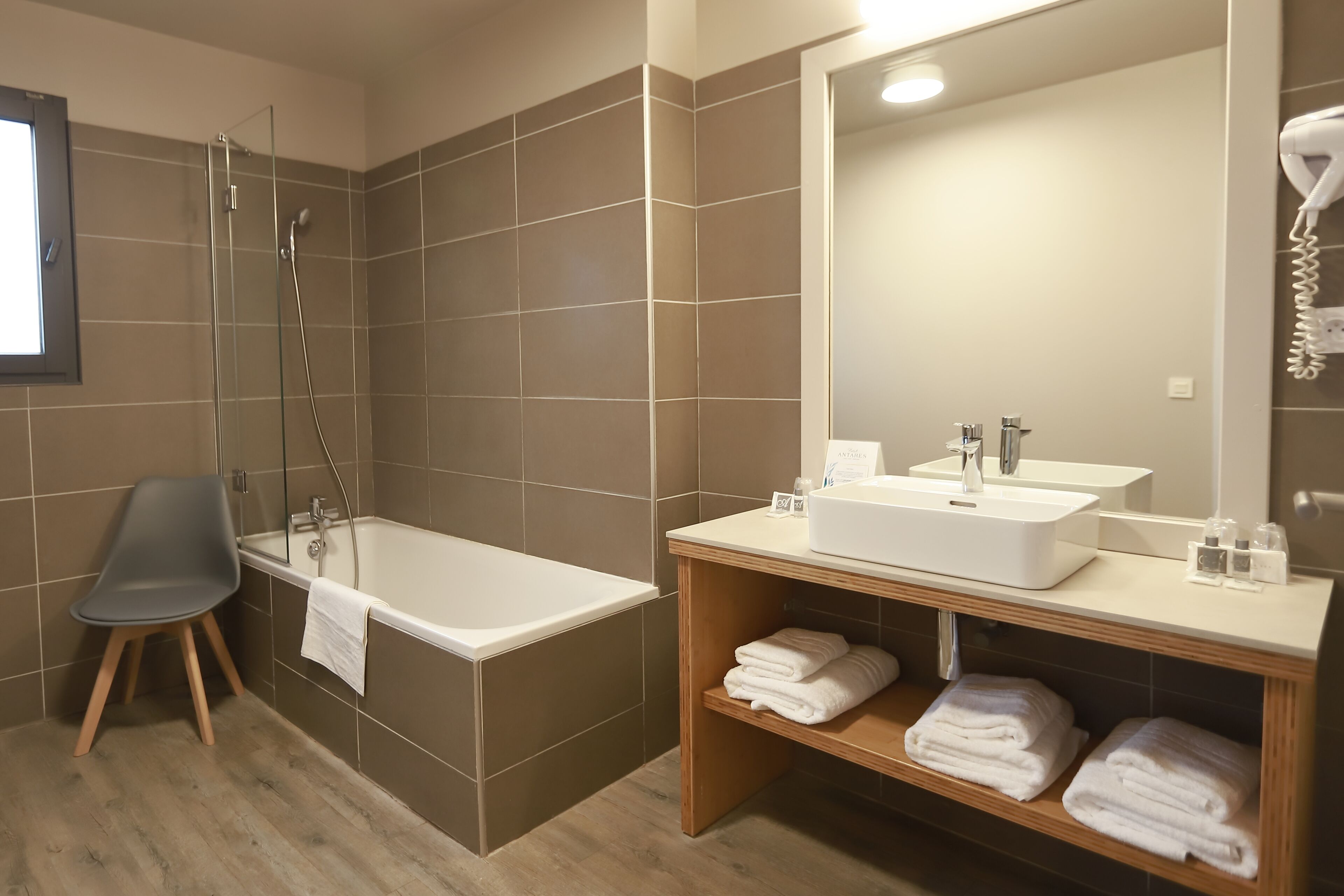 Dreibettzimmer | Badezimmer