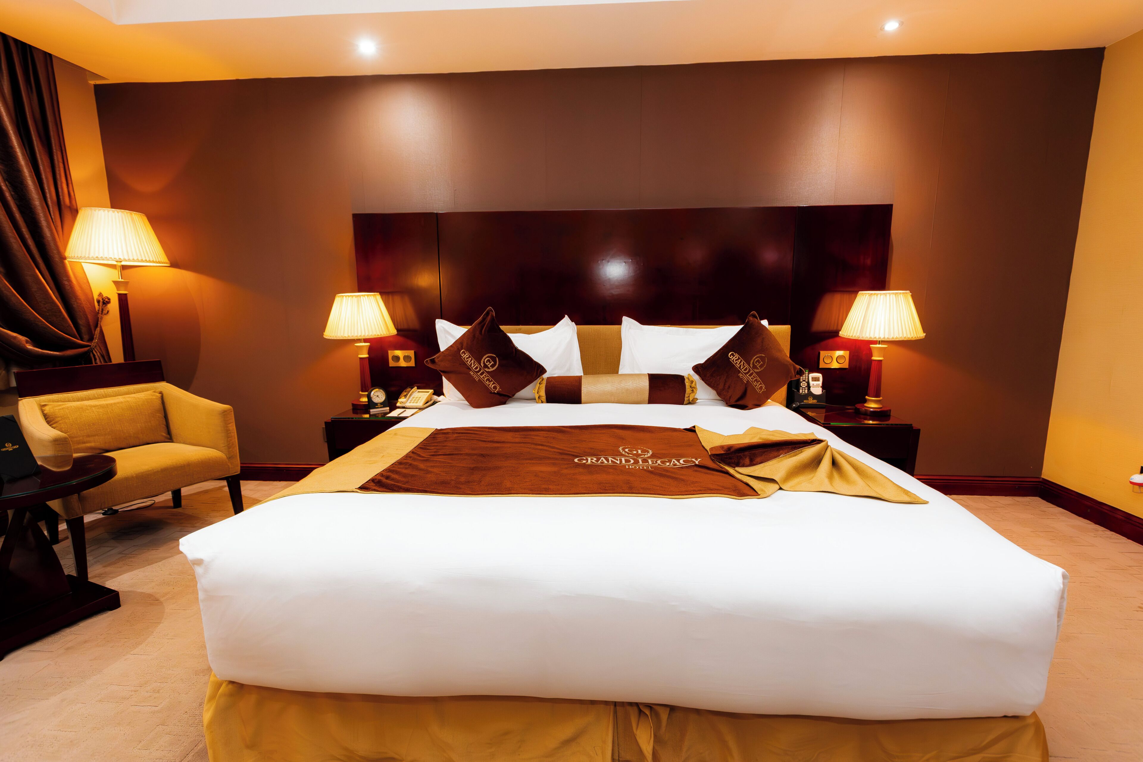 Phòng đôi Superior | Bộ đồ giường cao cấp, minibar, két bảo mật tại phòng, bàn 