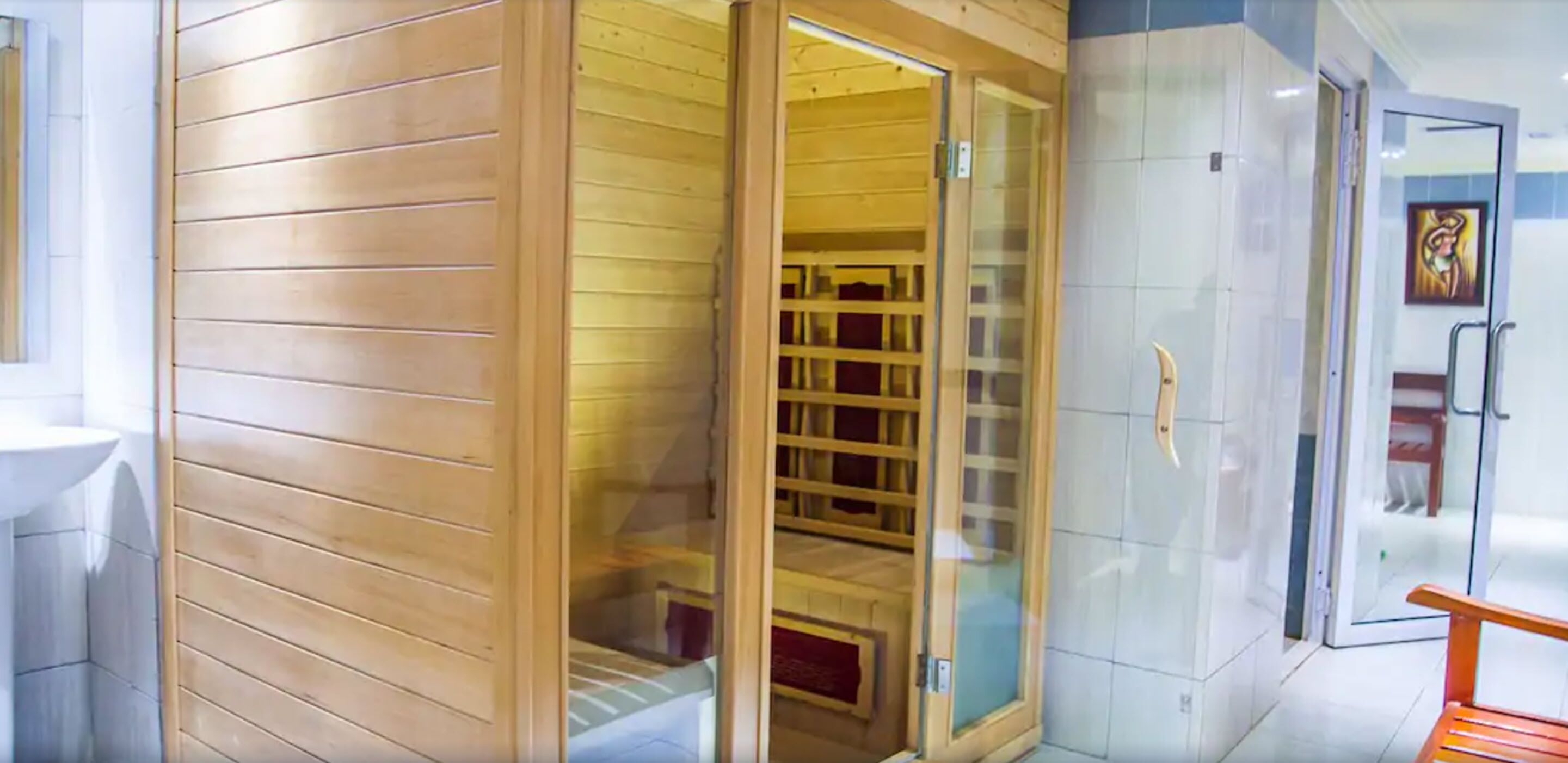 sauna, steam room, body treatments, deep-tissue massages