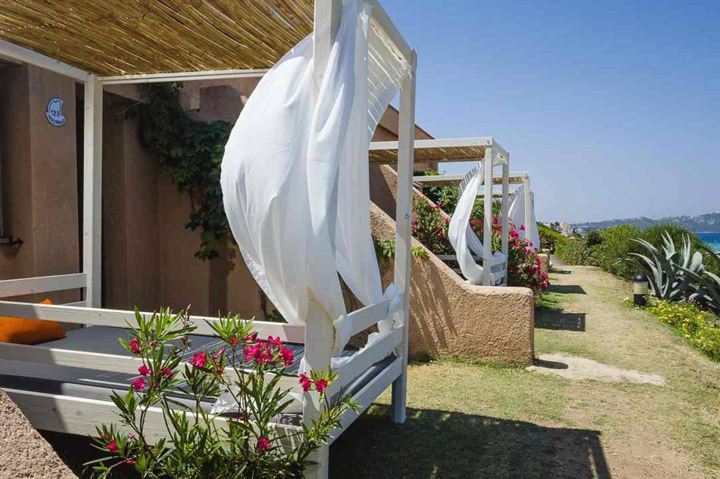 minibar, in-room safe, desk