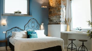 Deluxe Double or Twin Room | Down comforters, free minibar items, in-room safe