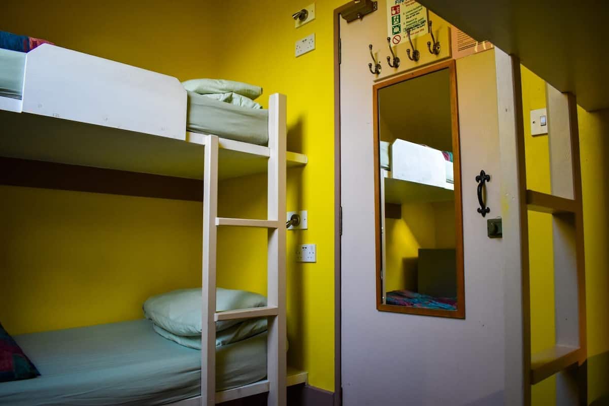 1 bedroom, in-room safe, free WiFi, bed sheets