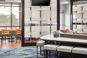 Dining - SpringHill Suites Lumberton (Lumberton)