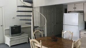 Apartamento, varias camas (Condo 3) | Zona de estar