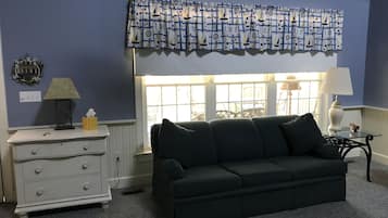 Condo, Multiple Beds (Condo 2) | Living room